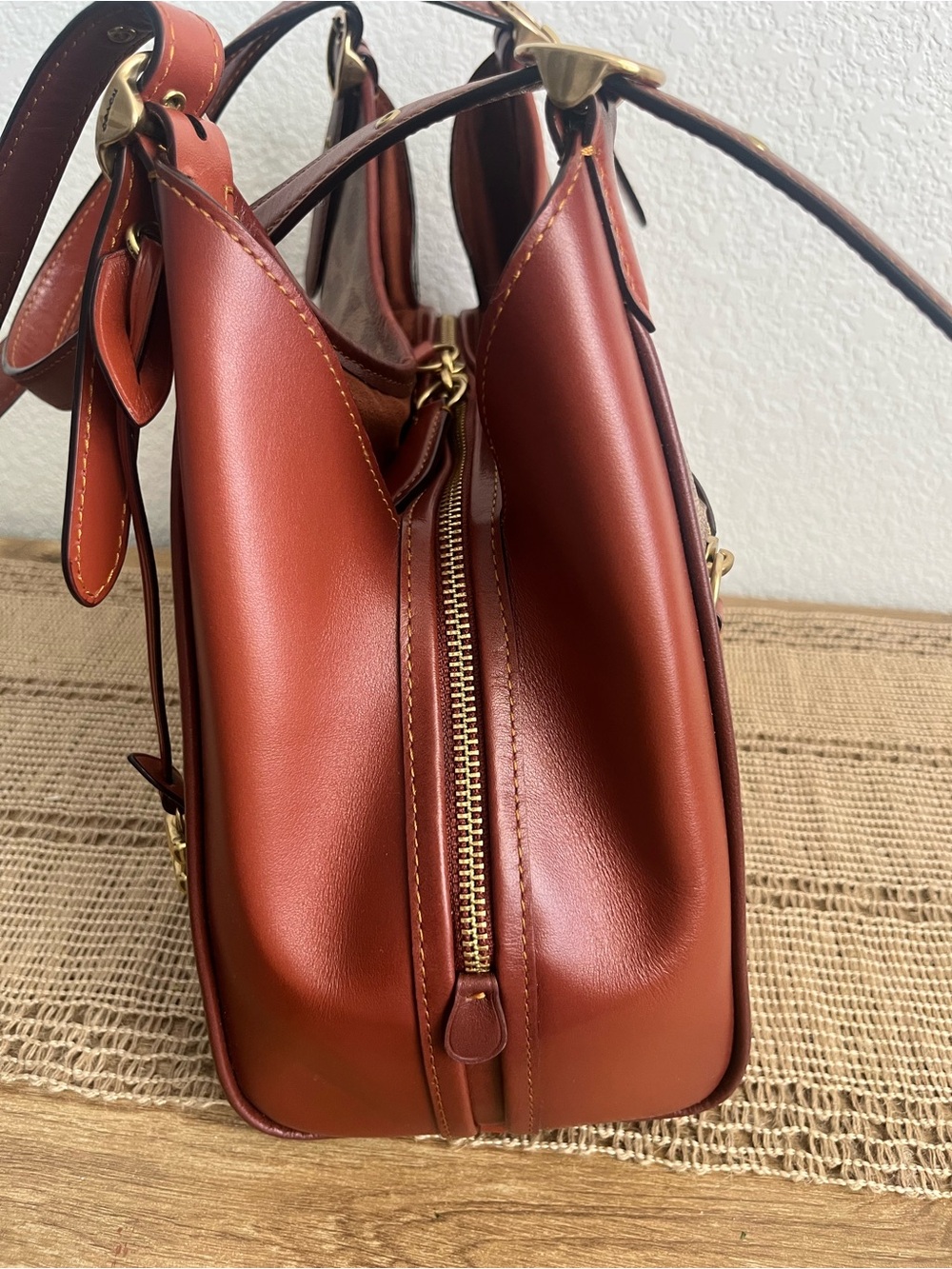 COACH Lori Shoulder Bag Signature Canvas C4825 Tan Rust New Without Tags - Picture 10 of 16